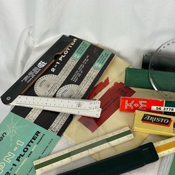 Collection Of Vintage Rulers And Measures - Picture 5 of 6